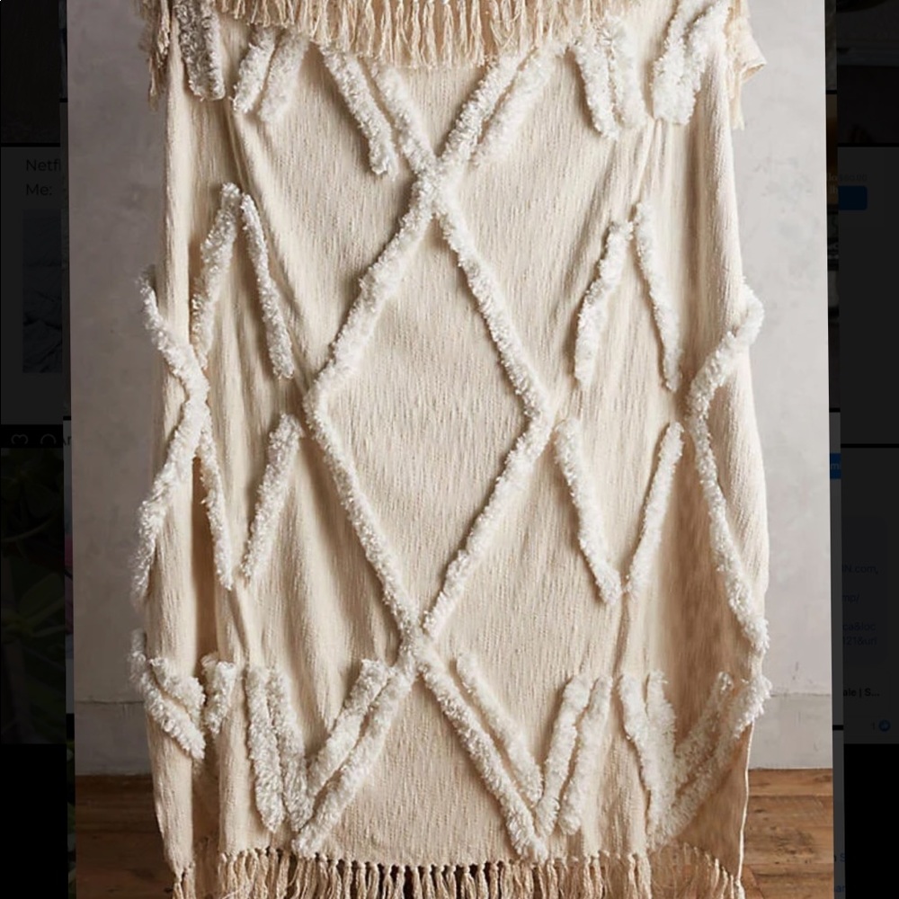 Anthropologie - Aldalora Throw Blanket